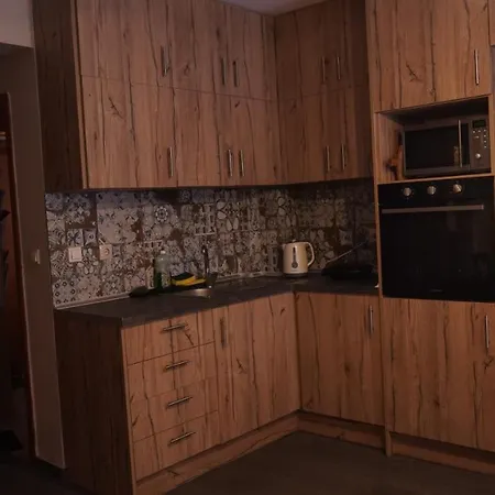 Studios Arabas-2