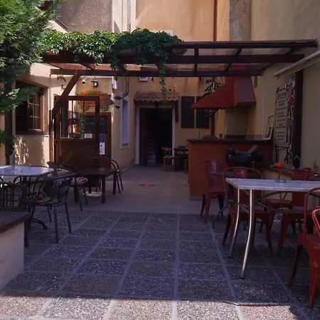 Studios Arabas-3