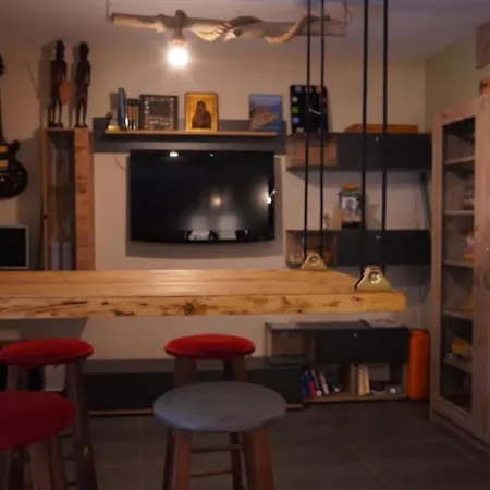 Studios Arabas-3